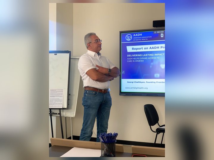 Prof. Georgi Chaltikyan presenting the Armenian Association of Digital Health programme
